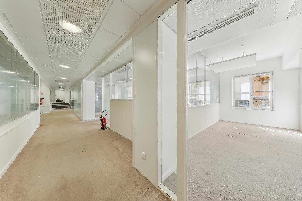 Bureau Paris 295m² Location bureau Paris OLBUR2420859 5